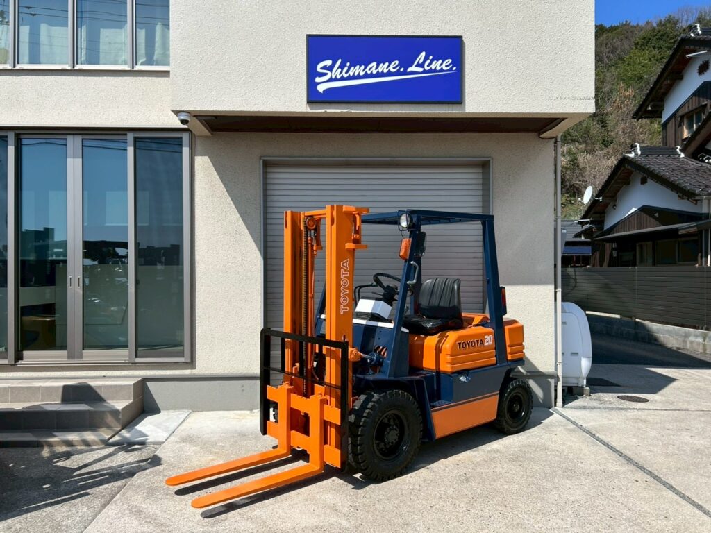 トヨタ　2ｔ　アワー少