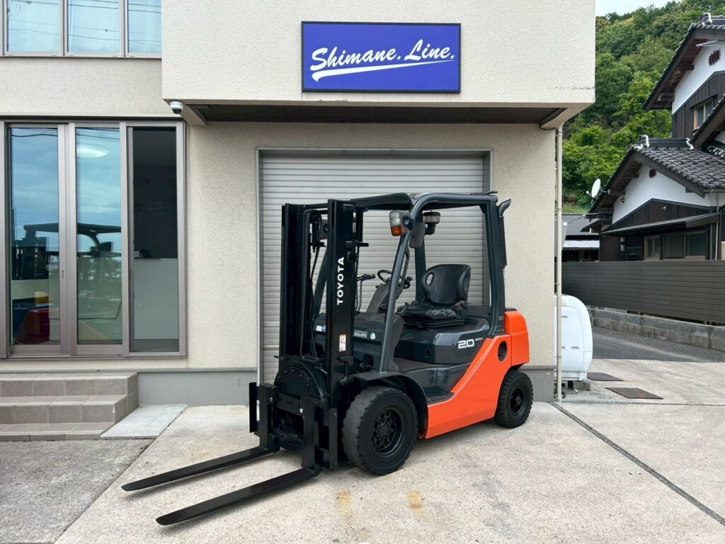 トヨタ　2ｔ　全回転フォーク　ディーゼル