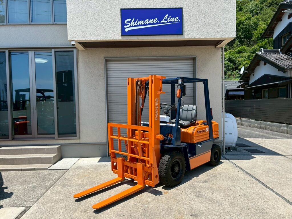 トヨタ　2ｔ　ヒンジ　アワー極少